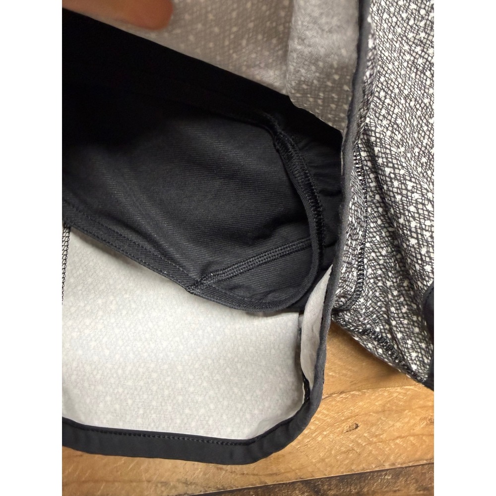 Lululemon Speed Up Short Black White Geometric Dot Low Rise Running Shorts Sz 4 - Picture 3 of 7